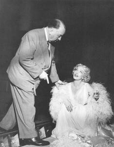 Fotografie On The Set, Alfred Hitchcock And Marlene Dietrich