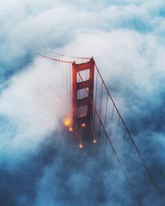 Fotografie Golden Gate Bridge foggy low, jonathan borruso