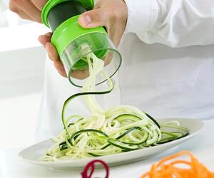 Aparat de tocat legume în spirală mini spiralicer Innovagoods