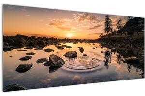 Tablou - Suprafața apei la apus de soare (120x50 cm)
