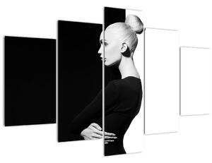 Tablou - O femeie à la yin și yang (150x105 cm)
