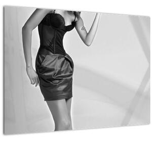 Tablou pe sticlă - Femeie într-o rochie scurtă (70x50 cm)