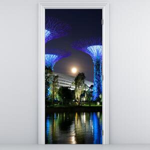 Fototapet pentru ușă - Lună plină în grădinile din Singapore (95x205cm)