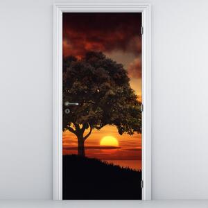 Fototapet pentru ușă - Copac cu apus de soare (95x205cm)