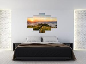 Tablou cu munți în apus de soare (150x105 cm)