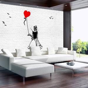 Fototapet - Fata cu balon (254x184 cm)