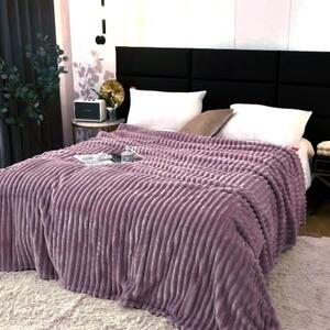 Patura Cocolino pufoasa cu dungi 200 x 230 cm, lila