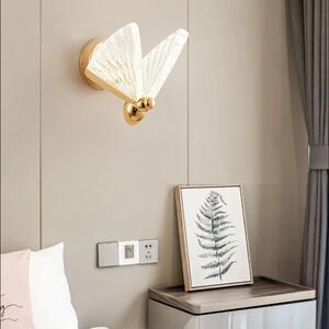 Aplică de perete cu LED în formă de fluture