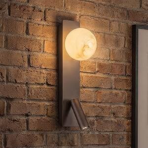 Searchlight Aplică de perete Carrara cu sferă sticlă și lampă citit LED, maro, Maro / Rugină, Camera de zi / sufragerie, Metal, Perete unghiular