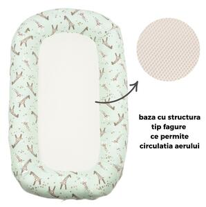 Baby nest ergonomic cu baza respirabila si husa detasabila din bumbac 100% Kidizi Airnest Giraffe