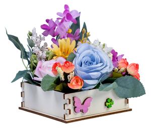 Aranjament in cutie de lemn mică, cu flori artificiale