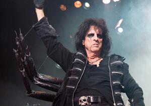 Fotografie Alice Cooper at The Manchester Apollo