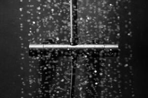 KFA Armatura Moza set de duș perete da negru 5736-910-81