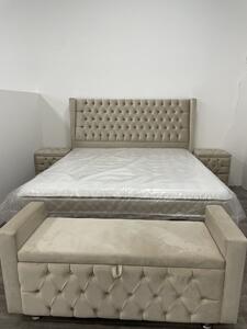 Set 4 piese, boxspring 180x200 cm, 2 noptiere, lada de depozitare, culoare crem, material microfibră