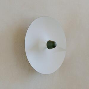 New Works Aplică LED „Kantarell”, negru/alb, Ø 55 cm, reglabil, Negru, Camera de zi / sufragerie, Aluminiu, Design