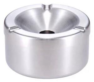 Scrumiera metalica Pufo Gentle cu capac, 6 cm, argintiu