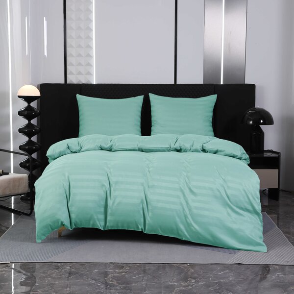 Lenjerie de pat hoteliera din microfibra JASMINE menta - dunga 2 cm Dimensiunile lenjeriei: 70 x 90 cm | 140 x 220 cm