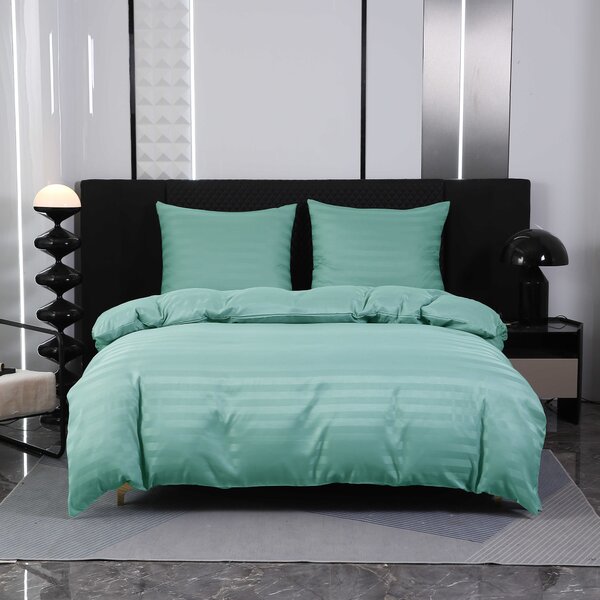 Lenjerie de pat hoteliera din microfibra JASMINE menta - dunga 2 cm Dimensiunile lenjeriei: 70 x 90 cm | 140 x 220 cm