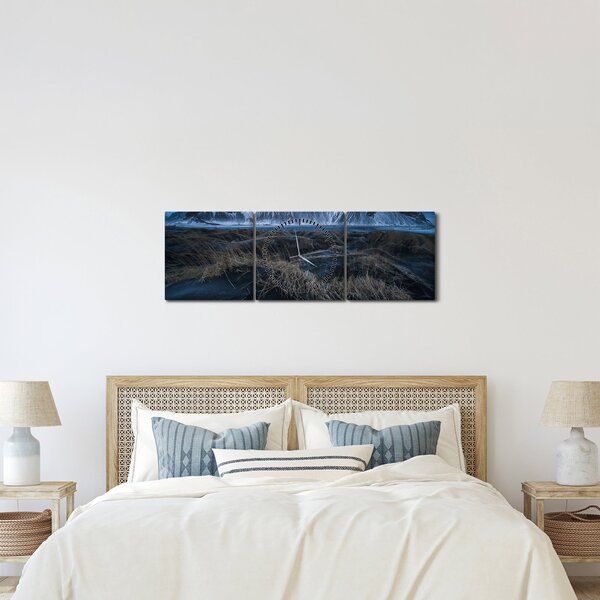 Tablou cu priveliște spre vărfurile Islanda (cu ceas) (90x30 cm)