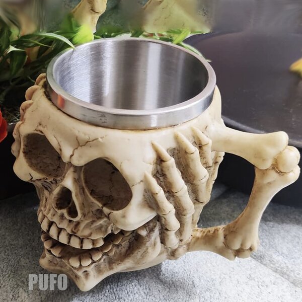 Halba de bere metalica Pufo Skull Don’t Hear in forma de craniu, 380 ml