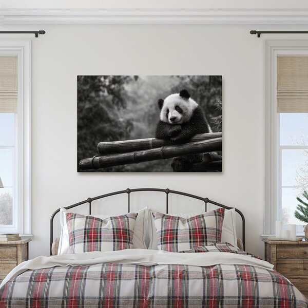 Tablou panda odihnindu-se pe bambus