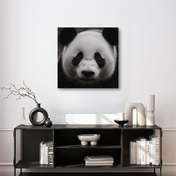 Tablou panda pe fundal negru