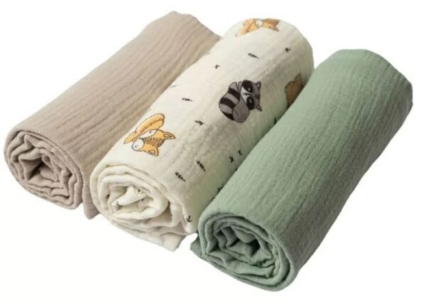 Set bebe nou-nascut 6 piese cu Baby Nest din muselina 90x50 cm, 3 paturici din muselina, 2 aleze reutilizabile impermeabile, organizator patut, 3 caciulite si 3 perechi manusi anti-zgarieturi Kidizi - Cuddly Buddies