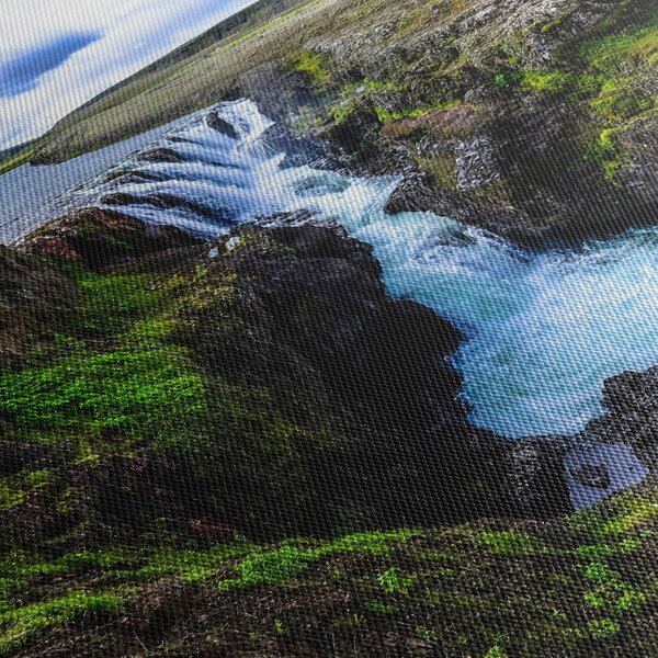 Tablou - Cascada intre stânci (90x60 cm)