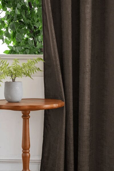 Draperie opaca LOOM VELVET 140x250 cm, maro Agatat: Inele metalice