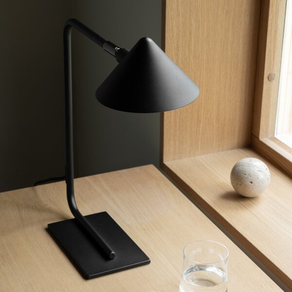 Lampă de masă Watt & Veke, Kuro, reglabil, Negru, Camera de zi, Metal, Design