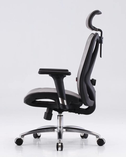 Scaun ergonomic SIHOO, pivotant, suport lombar 2D, tetiera 2D, cotiera 3D, inaltime reglabila, mecanism inclinare/blocare in 3 pozitii, Mesh/Textil, Gri, cadru Negru
