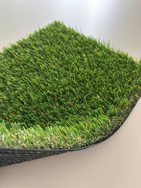 Covor Gazon Iarba Artificiala Produs Belgia, Calitate Premium, Model Oasis 30 mm inaltime fir, Gradinita Loc de Joaca Terasa Curte, Verde Verde, 200