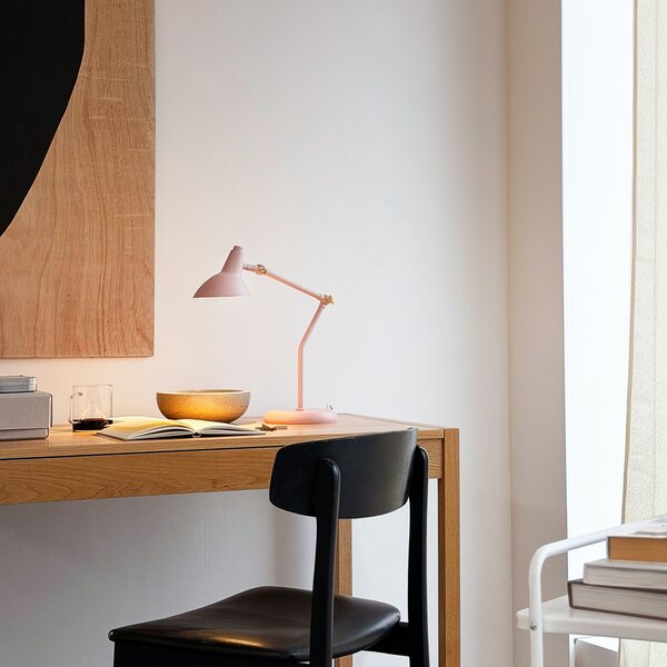 Lampă de masă Dyberg Larsen, Vela, Roz / Rosé, Camera de zi, Metal, Scandinavă