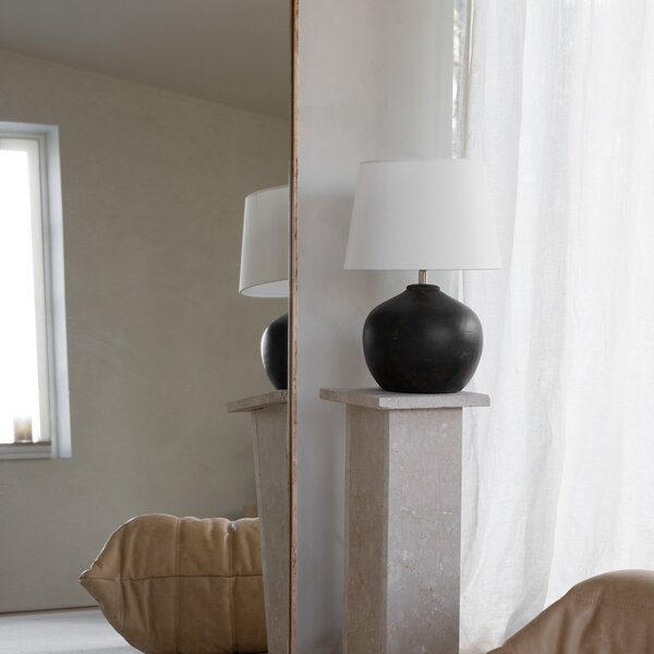 Lampă de masă Watt & Veke, Mona Black, Negru, Camera de zi, Ceramică, Design