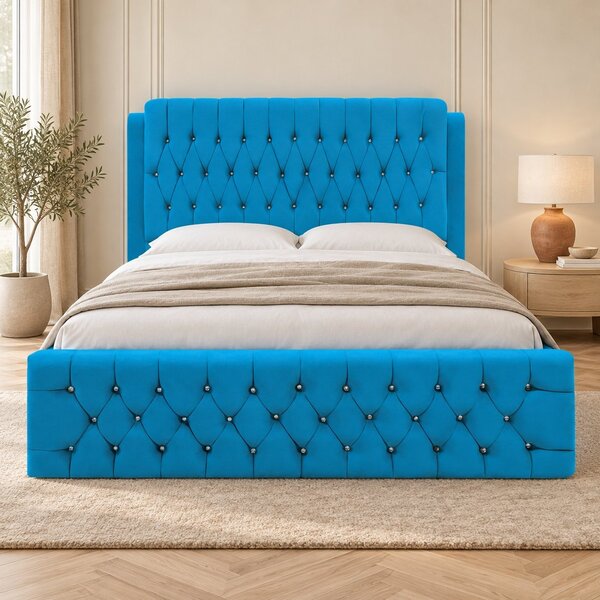 Pat tapițat Chesterfield din catifea Aveline Deluxe 140×200 cm, albastru deschis, cu ladă de depozitare