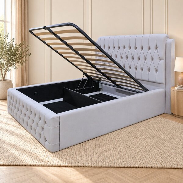 Pat tapițat Chesterfield din catifea Aveline Deluxe 140×200 cm, gri deschis, cu ladă de depozitare