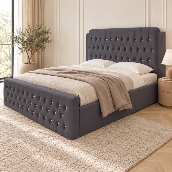 Pat tapițat Chesterfield din catifea Aveline Deluxe 140×200 cm, gri închis, cu ladă de depozitare