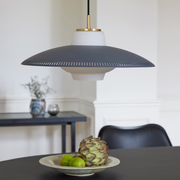 Lustră Pendul Warm Nordic, Opal Shade, reglabil, Gri, Sala de mese, Metal, Scandinavă