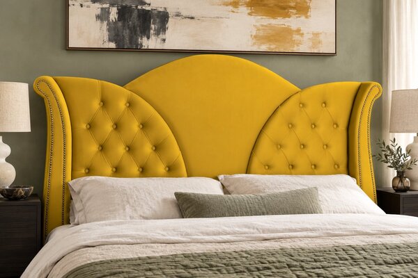 Pat tapițat Chesterfield din catifea Velora Deluxe Classic 140×200 cm, galben muștar, cu ladă de depozitare
