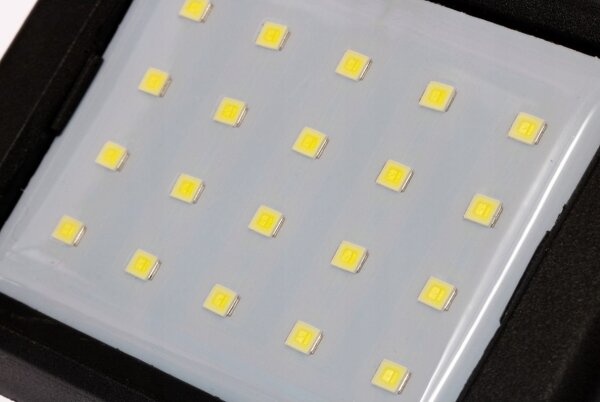 Aplica solară de perete cu senzor LED/0,55W/3,7V 1200 mAh IP65