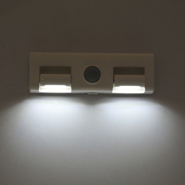 LED lampă de perete cu senzor LED/3xAA/4,5V