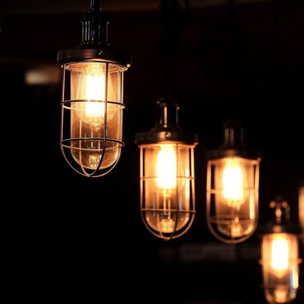 Bec LED FILAMENT ST64 E27/4W/230V 2200K
