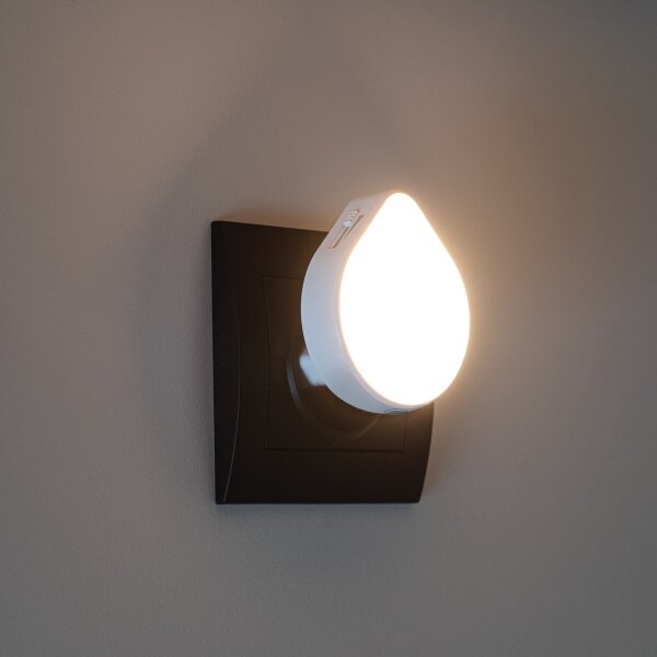 Corp de iluminat LED de orientare cu senzor pentru priză Kanlux 37396 ULOV LED/0,5W/230V