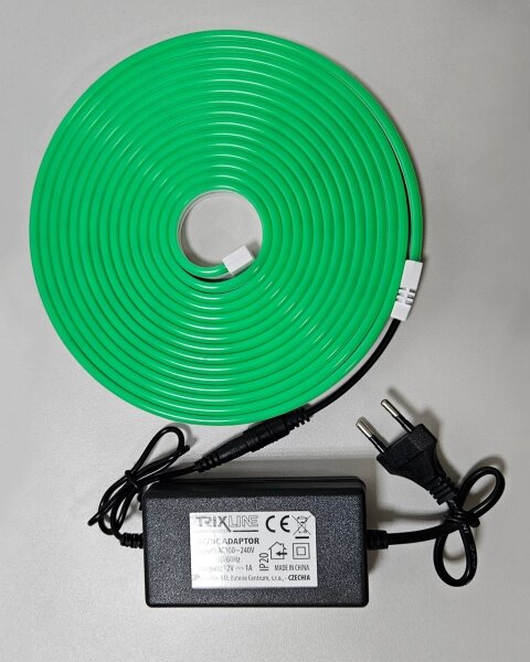 Bandă LED flexibilă NEON LED/10W/230V 5 m IP65 verde