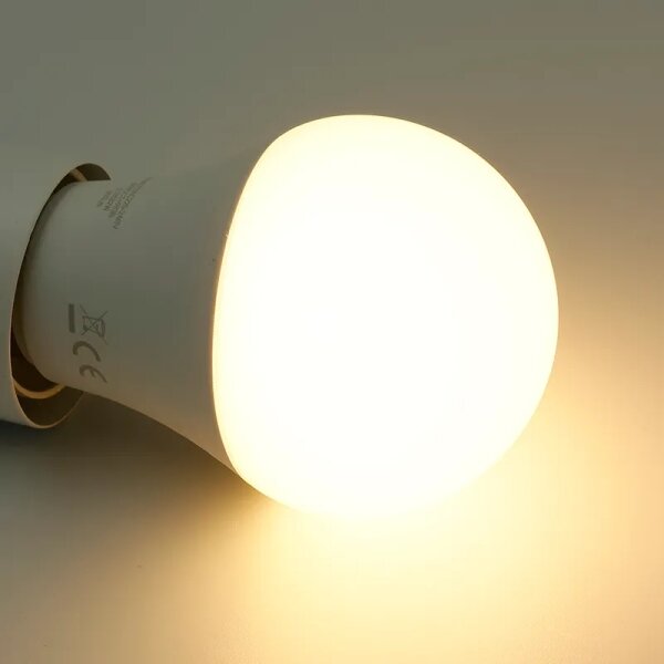 Bec LED RGBW dimabil A60 E27/9W/230V 2700-6500K Wi-Fi Tuya