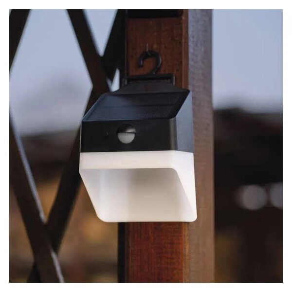 Aplică LED solară cu senzor LUMI LED/3,7W IP65 negru