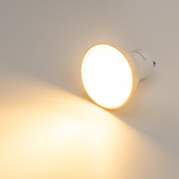 SET 3x bec LED Philips GU10/4,7W/230V 2700K