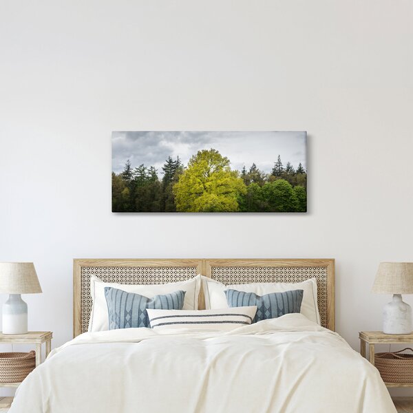 Tablou - Copac verde în câmp (120x50 cm)