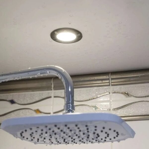 Corp de iluminat LED încastrat pentru baie LORI LED/4,5W/230V IP65 2700/4000K negru