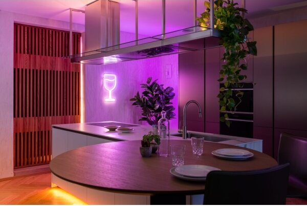 Bandă LED RGB dimabilă LINE 100xLED 1,5m Wi-Fi Twinkly TWL100STW-WEU